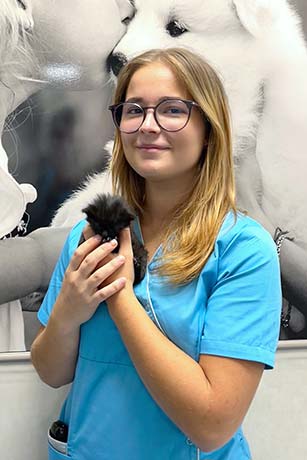 Lou Auxiliaire Spécialisée Vétérinaire